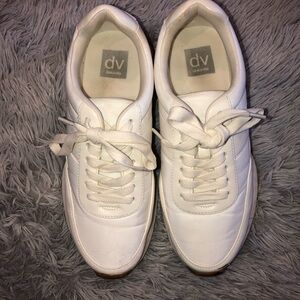 Size 8.5 Dolce Vita Sneakers